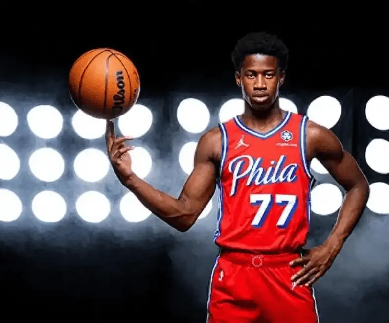 leyu乐鱼官网官网-埃奇库姆全场5投4中，三分2中2得到10分4篮板4助攻1封盖